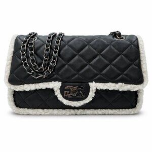Gilda Paris Quilted Fur Baguette Bag NWT GGH-522 $159.00 Retail